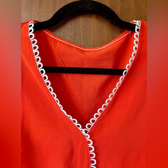 2/$15 - Red Short Sleeve Blouse with White Loop Trim – Size L - Picture 4 of 9
